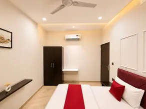 Luxury 2BHK | Balcony + Kitchen | Central Udaipur - Image 3