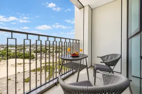 2BR near Dubai Mall | Burj-view pool | Sleeps 7 - Image 5