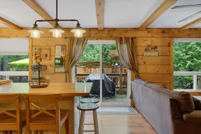 Clear Bay Cabin - Image 3