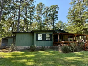 Waterfront Haven at Lake Record Lodge - Image 3