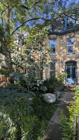 Stunning Victorian in Downtown - Image 2