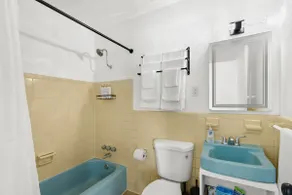Modern & Cozy | Near Downtown | 75” TV + Fast WiFi - Image 5