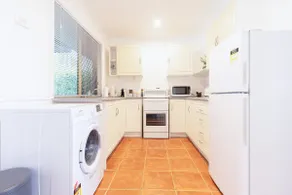 Quiet Private Unit w/ Views, Parking & AC + WiFi - Image 3