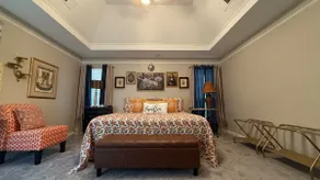 The Hamilton House - Entire House - Rare Find - Image 4
