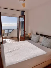 Beach front property with amazing views - Image 5