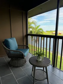 Bass & Sun Unit 215 Peaceful & Comfy - Image 3