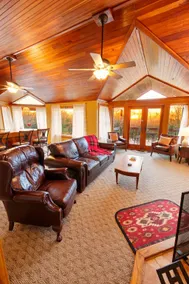 Mountain Lodge-Fallingwater, Ohiopyle, State Parks - Image 2