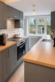 Beautiful Bramham Cottage • 2BR Sleeps 6 - Image 4