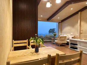 Private Top-Floor Penthouse | Scenic Forest View - Image 3