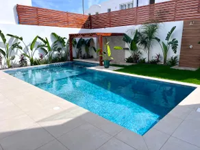 Balinese-style villa - Image 2