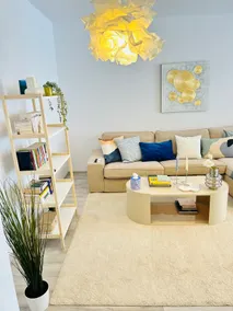 Sunny & peaceful chic retreat - Image 2