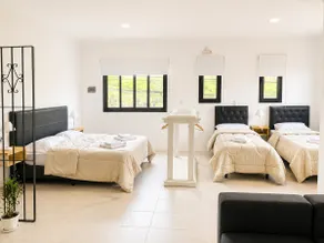 600 meters to downtown | Smart TV | Wi-Fi | Complimentary snacks - Image 2