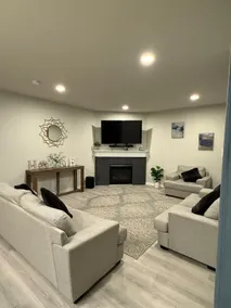 Newer Fam. Charm 5 Min to Downtown Hillsboro & F.G - Image 2