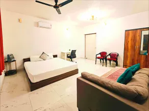 A2 Villa by JMD - Peaceful Stay Near Expo Mart - Image 5