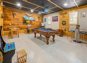 Hot Tub | Fire-pit | Game Room| Pet Friendly | BBQ - Image 5