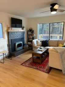 Lost Woods Retreat with barrel sauna - Image 2