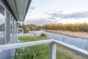 Breezy Riverview Bungalow - Image 3