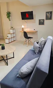 Cozy Loft/Heart of Cali/ Netflix /AC/Central - Image 4