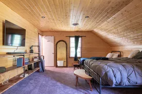 Captain’s Cabin | 14 Acres • Trails • Porch Swings - Image 5