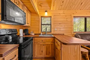 Whispering Pines-Cabin 58 @ Barnwell Mountain - Image 5