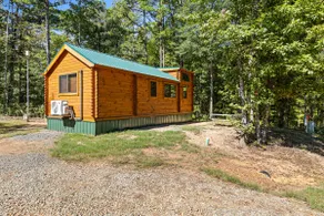Hidden Haven-Cabin 7 @ Barnwell Mountain - Image 2