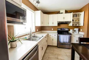 cozy hideout in slave lake - Image 3