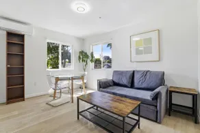 Downtown 1bd/1ba private ADU w 1GB fiber Wi-fi - Image 2