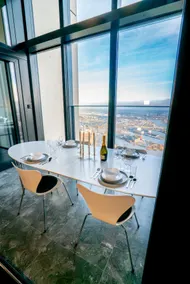 Penthouse Suite 70th floor Karlatornet Gothenburg - Image 4