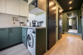 GoldenHugo Apartment - Image 5