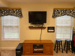 Furnished Studio Apartment - Image 3