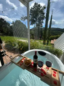 Luxury White Cabin - Image 2