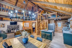 Couple’s Escape Mtn Views • Hot Tub • Cozy Firepit - Image 3