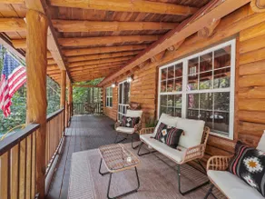 Log Cabin Retreat - Image 4