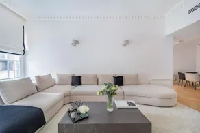 Charming Home in the heart of Mayfair - Image 3