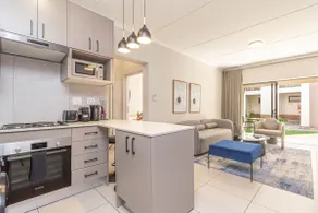 Apartment in Fourways - Image 3