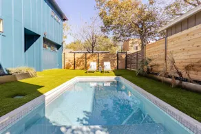 Modern Haven: Central Brand New Home w Heated Pool - Image 2