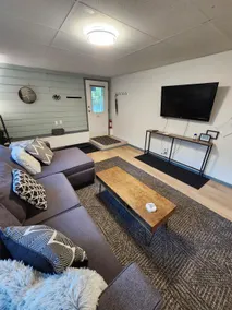 Pridy Guest Suite - Image 5