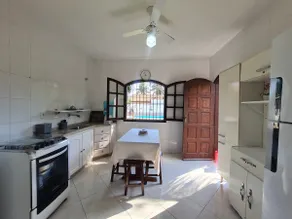 Cozy house with a beautiful backyard, 200 meters from the beach - Image 4