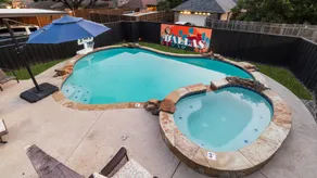 Hidden Speakeasy, Pool, Spa, Arcade, EV & Pets - Image 2