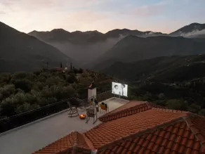Endless Green, Hidden Gem in the Mountains - Image 2