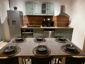 Family home, air-conditioned. - Image 2