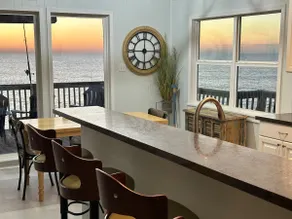 Sea 2 Believe•OCEAN FRONT•Deck Fishing•Pets•Value! - Image 2