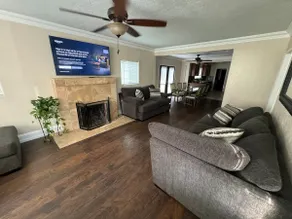 Country/Large Parking/Large Yard/1King Suite - Image 3