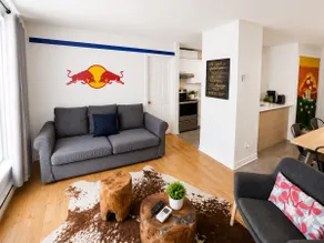 The Redbull lounge with parking - Image 4