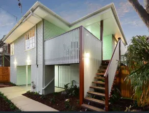 Cute pet friendly stay. 23 mins train to Suncorp. - Image 4