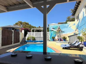 Quinns beach Mansion apartment 2 - Image 2