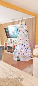 Oasis Home | Seasonal Pool, BBQ & Pool Table - Image 2