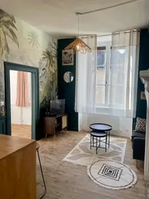 Apartment in the historic heart of Tulle - Image 2