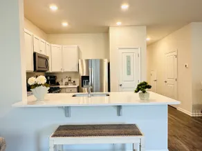 Family-Friendly Modern Home Perfect for Long Stays - Image 3