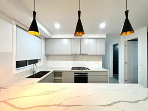Luxury 5 Bedroom Rouse Hill Home - Image 2